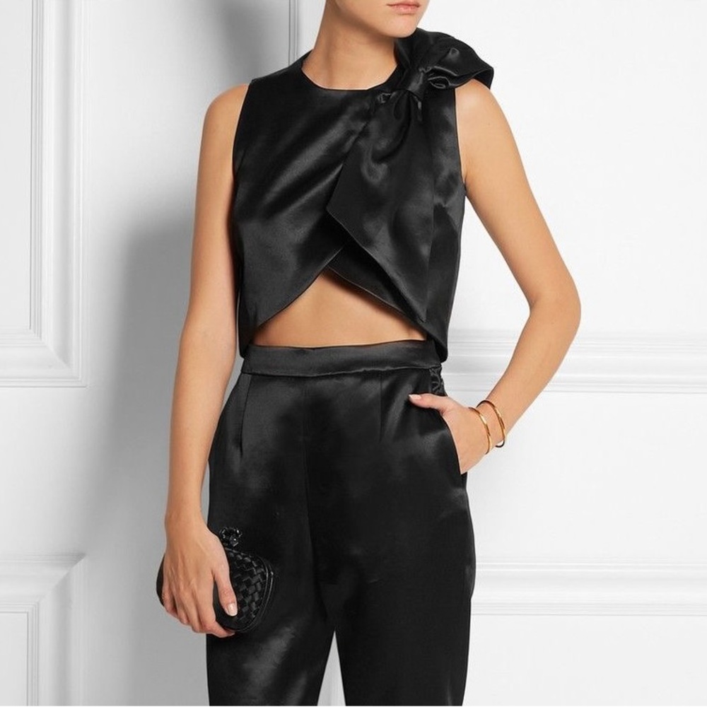Isa Arfen - Black Bow Top